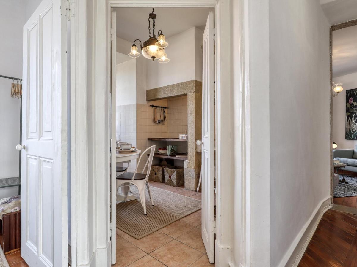 Appartement Lisbon Typical House Extérieur photo